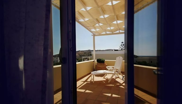 Emilia Luxury Apartments - Μέγας Γιαλός, Σύρος