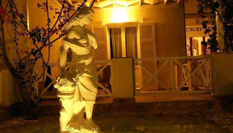 Emilia Luxury Apartments - Μέγας Γιαλός, Σύρος