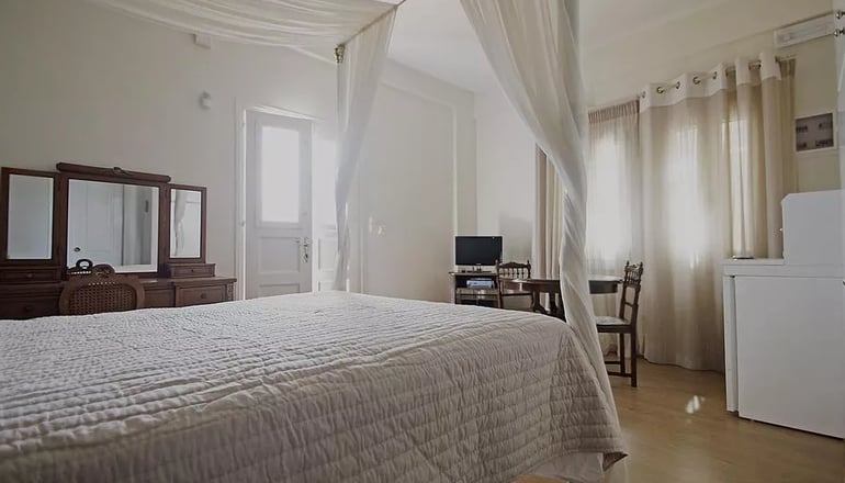 Emilia Luxury Apartments - Μέγας Γιαλός, Σύρος