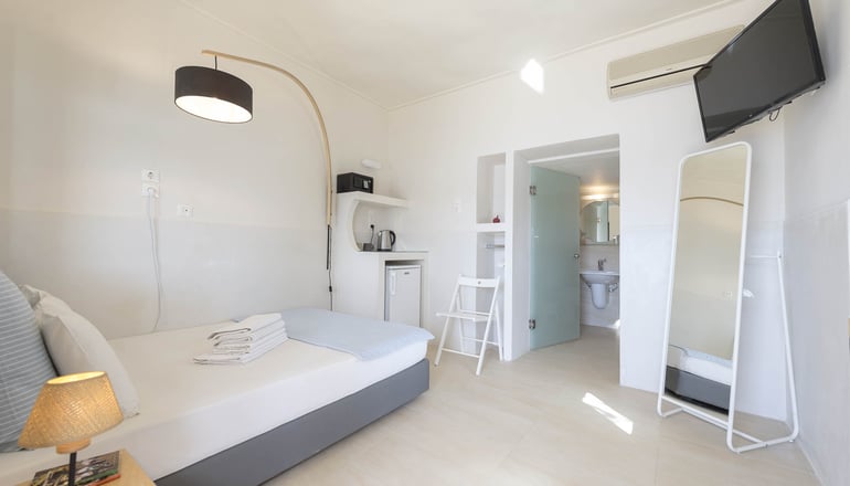 Emily Boutique Hotel - Αχλάδι, Σύρος