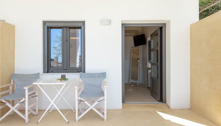 Emily Boutique Hotel - Αχλάδι, Σύρος