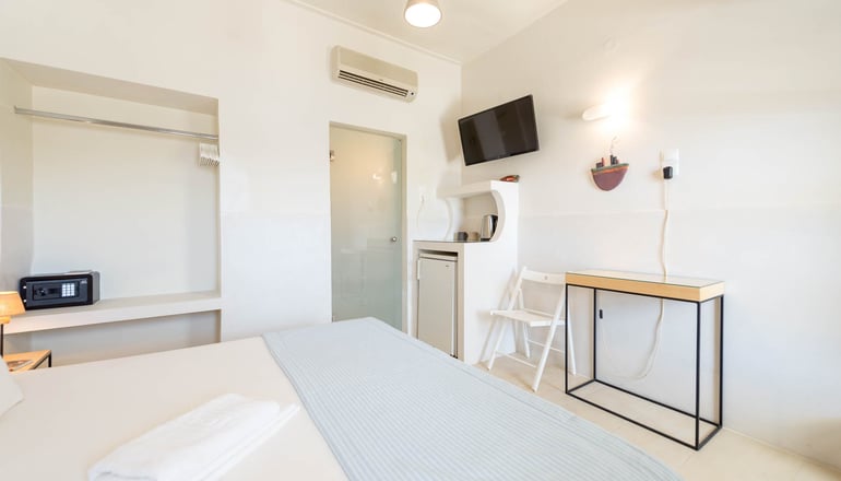 Emily Boutique Hotel - Αχλάδι, Σύρος