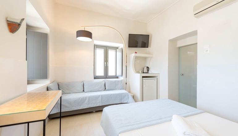 Emily Boutique Hotel - Αχλάδι, Σύρος