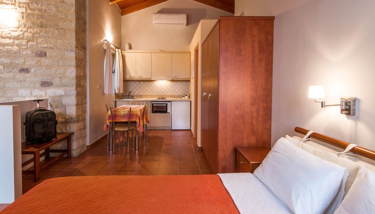 Enastron Villas - Κυπαρισσία