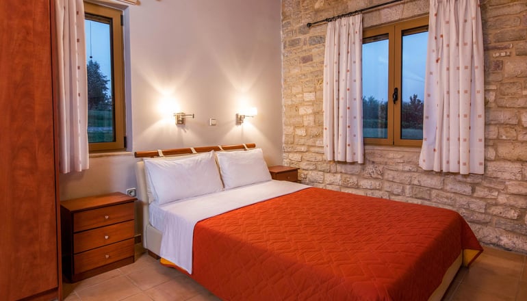 Enastron Villas - Κυπαρισσία