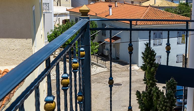 Epavlis Boutique Galaxidi