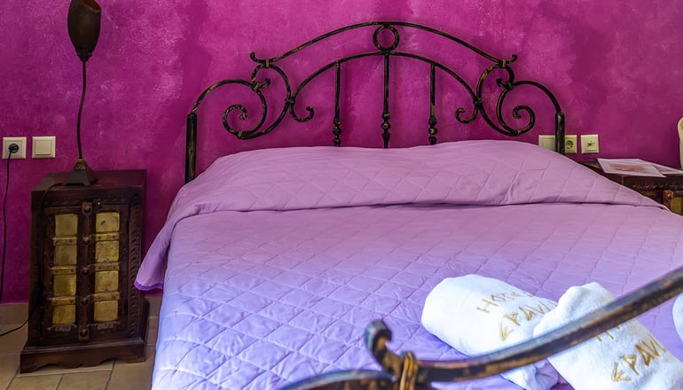 Epavlis Boutique Galaxidi