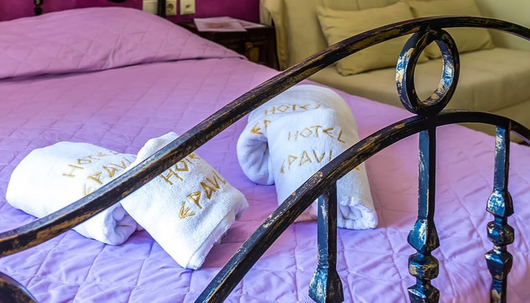 Epavlis Boutique Galaxidi