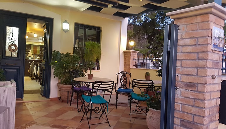 Epavlis Boutique Galaxidi