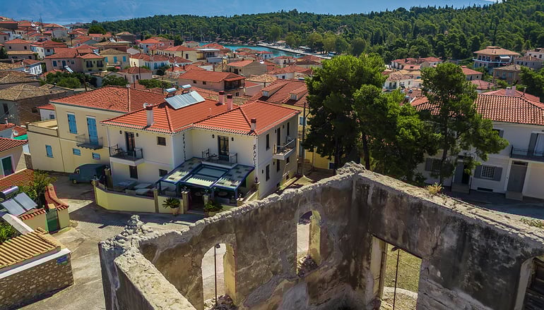 Epavlis Boutique Galaxidi