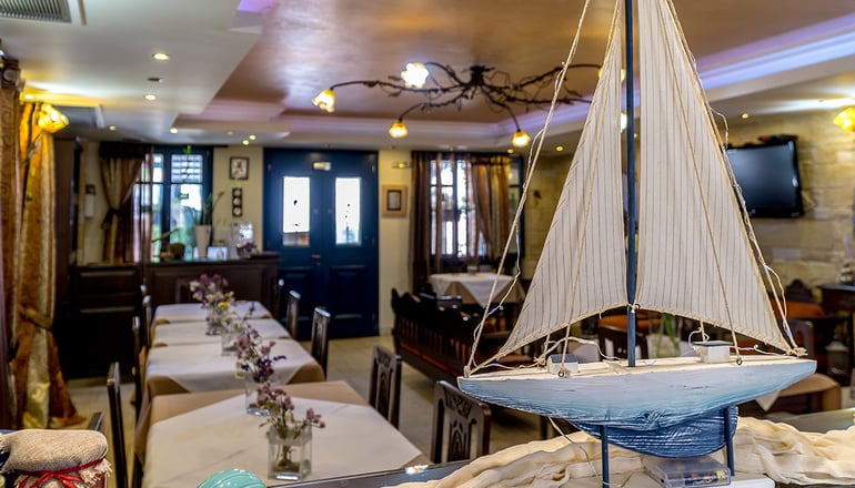 Epavlis Boutique Galaxidi