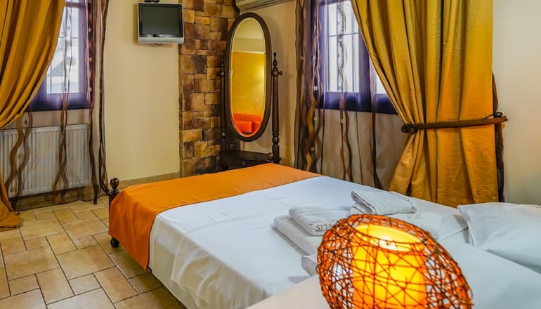 Epavlis Boutique Galaxidi