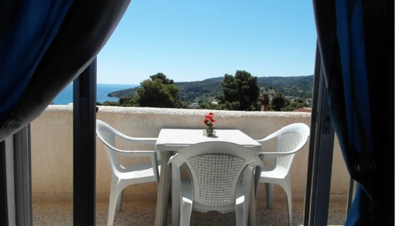 Eri Studios - Αγία Μαρίνα, Αίγινα