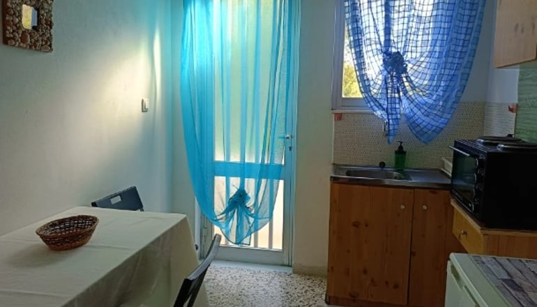 Eri Studios - Αγία Μαρίνα, Αίγινα