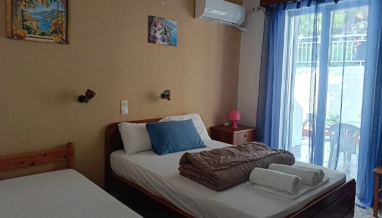 Eri Studios - Αγία Μαρίνα, Αίγινα