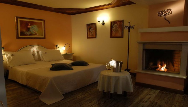 4* Φρόντζου Πολιτεία Hotel