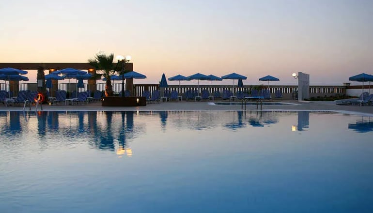 4* Europa Beach Hotel