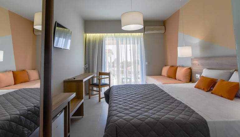 4* Exotica Hotel & Spa