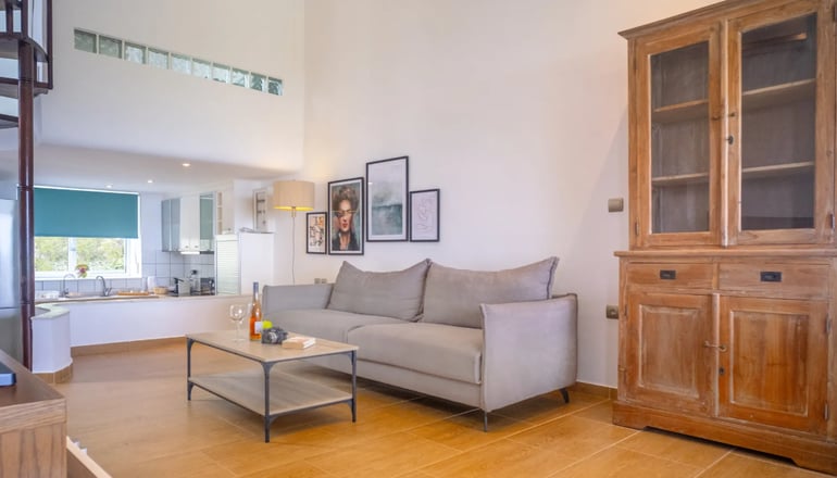 Elena Villa - Πολύχρονο, Χαλκιδική