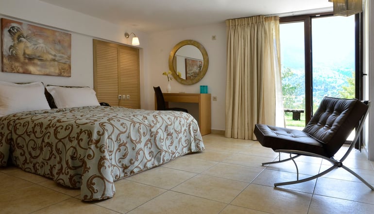 Forest Suites Boutique Hotel