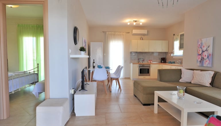 Fotinia Beach House - 1st floor