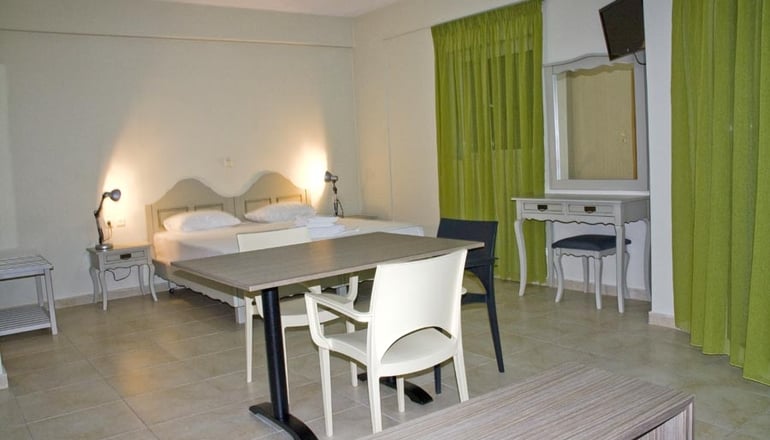 Fournia Village - Kάστρο Κυλλήνης, Ηλεία