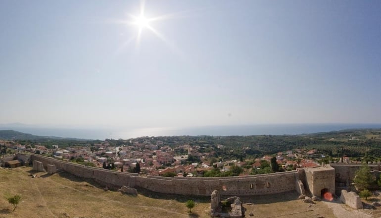 Fournia Village - Kάστρο Κυλλήνης, Ηλεία