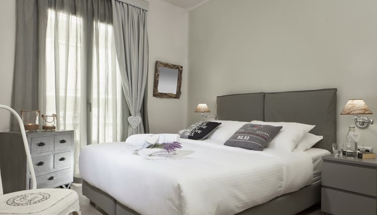 Gardens Gallery Hotel