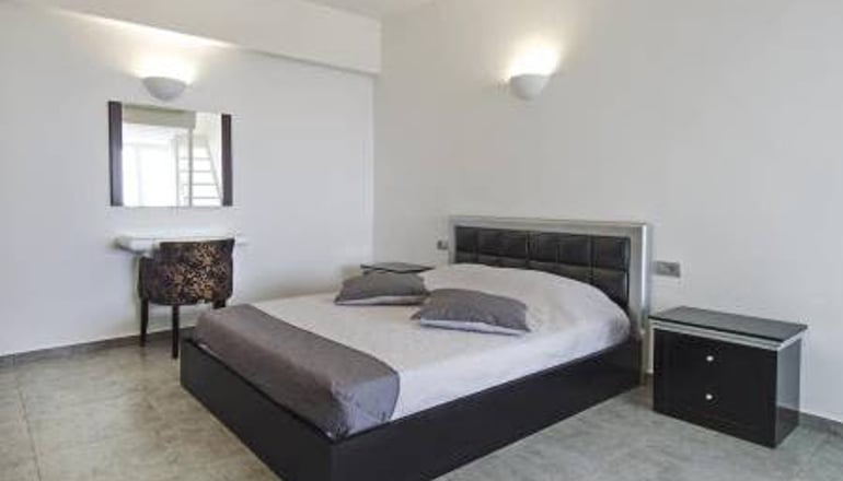 Gianna Suites - Φηρά, Σαντορίνη
