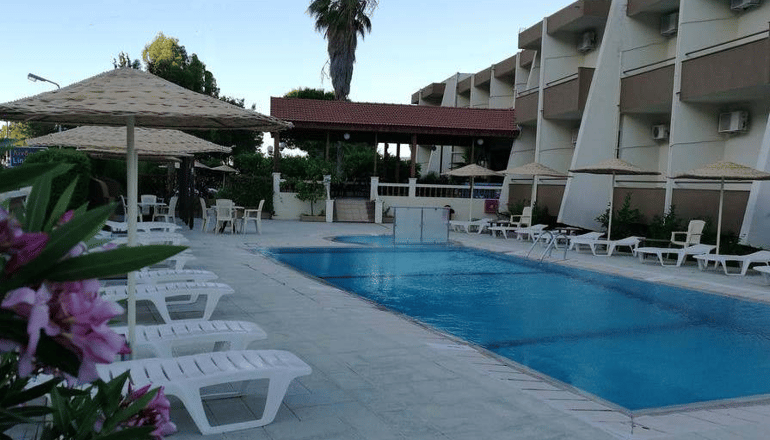 Golden Days Hotel