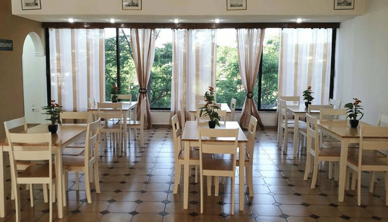 Golden Days Hotel