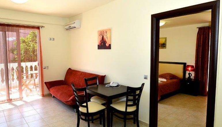 Golden Rose Suites - Κολυμβάρι, Χανιά, Κρήτη