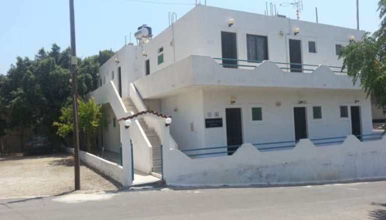 Golden Star Praxitelous - Aγία Μαρίνα, Αίγινα
