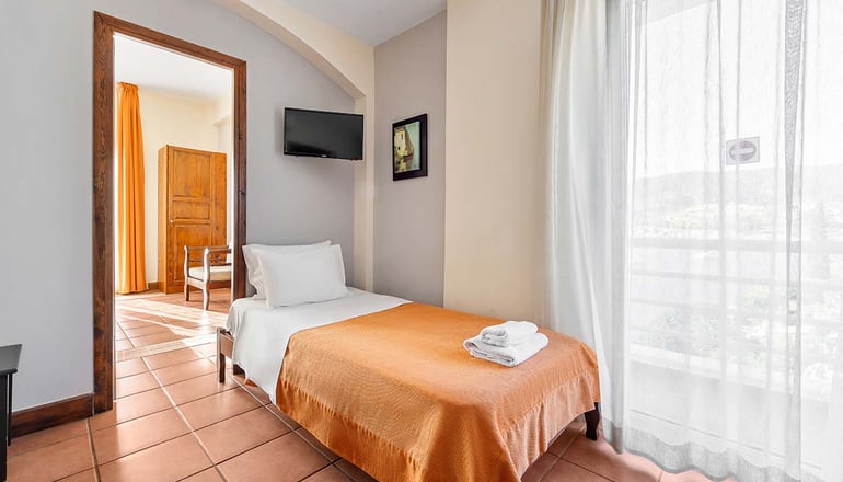 Golden View Beach Hotel - Ασκέλι, Πόρος