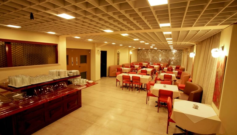 Grand Hotel Loutraki