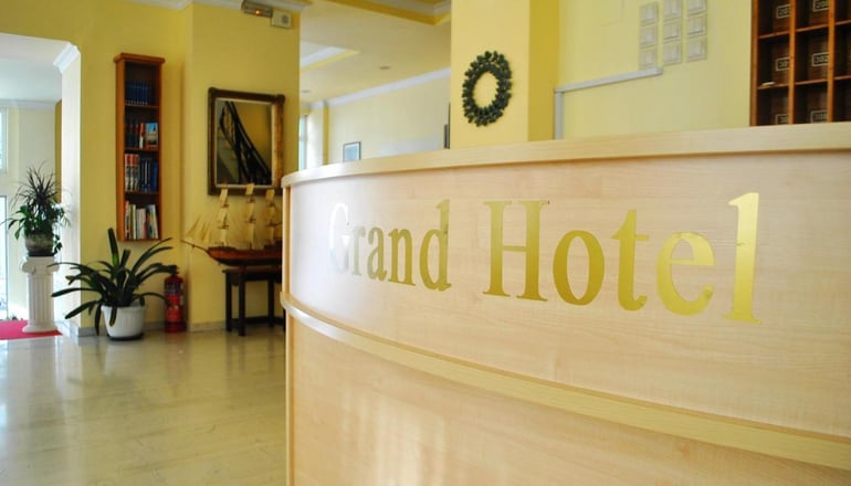 Grand Hotel Loutraki
