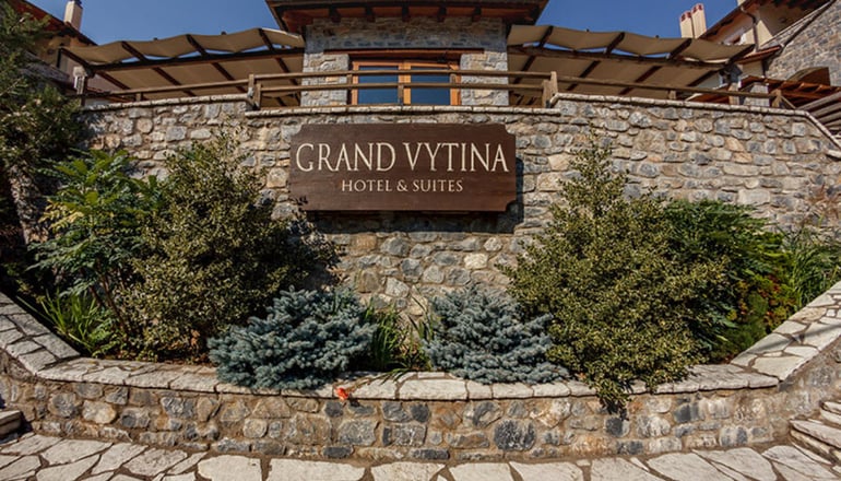 Grand Vytina Hotel & Suites