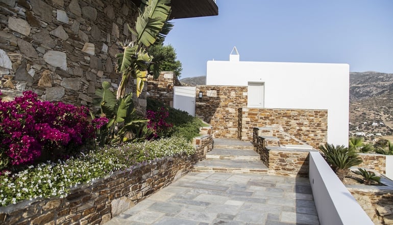 HideOut Suites - Μυλοπότας, Ίος