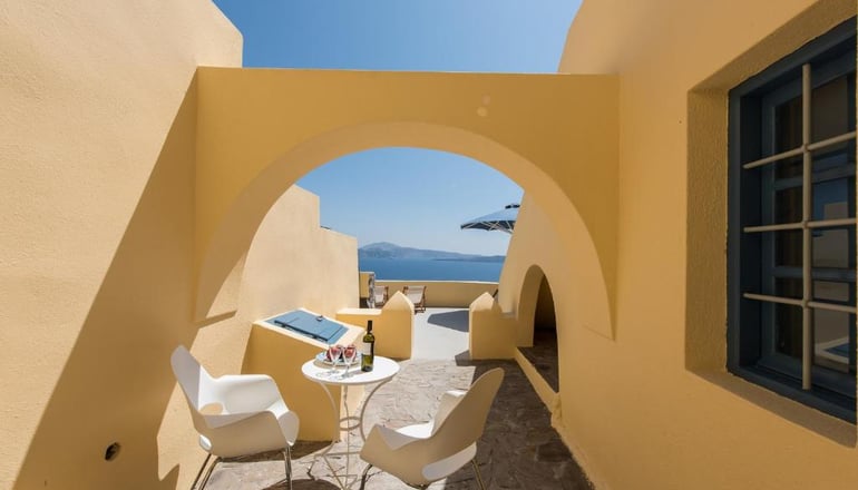 Horizon Aeifos Suites - Οία, Σαντορίνη