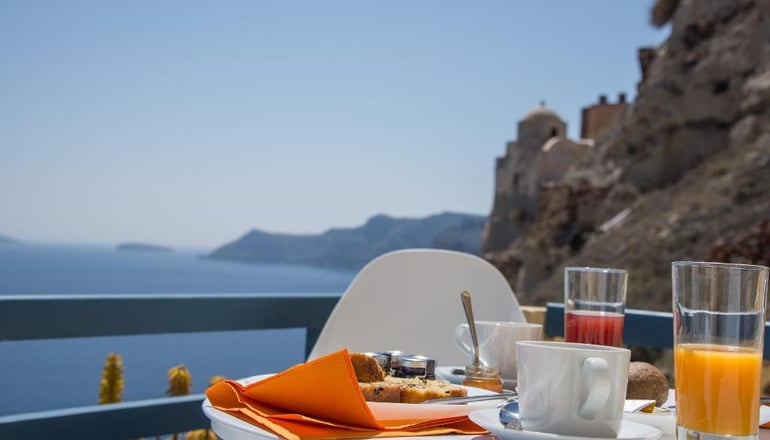 Horizon Aeifos Suites - Οία, Σαντορίνη