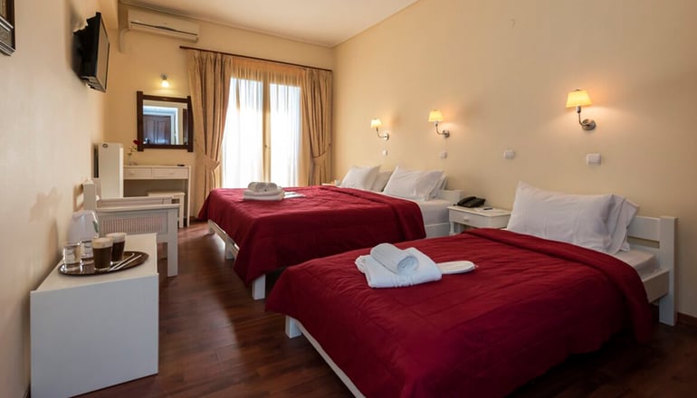 Hotel Akroyali -  Άγιος Ανδρέας, Μεσσηνία