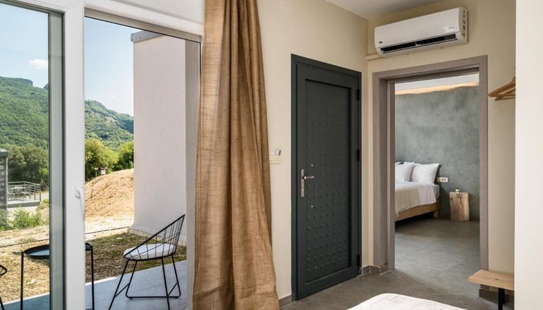 Gefiri Plakas Hotel - Τζουμέρκα