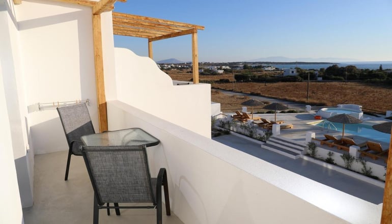 Irida Vacation Suites - Καστράκι, Νάξος