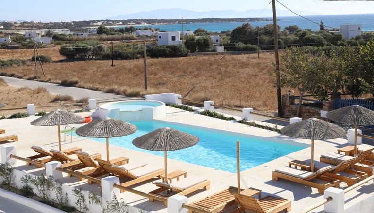 Irida Vacation Suites - Καστράκι, Νάξος