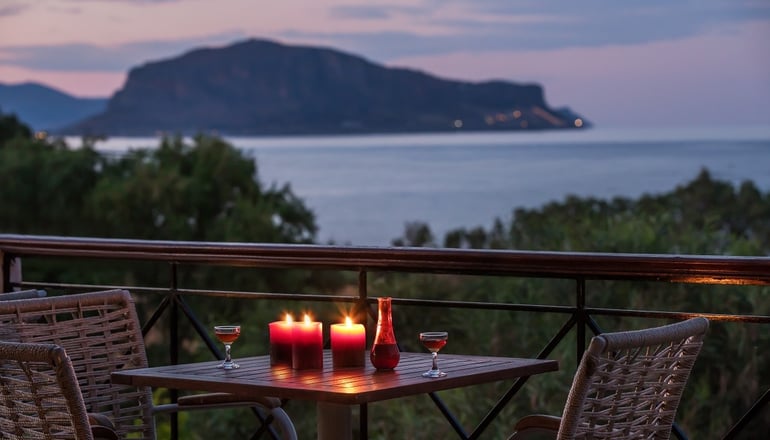 Iris Beach Hotel - Μονεμβασιά