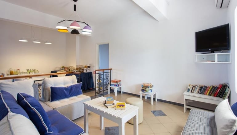 Iris Beach Hotel - Μονεμβασιά