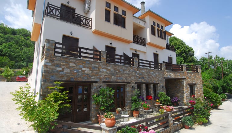 Iris Guesthouse  - Τσαγκαράδα, Πήλιο