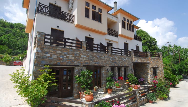 Iris Guesthouse  - Τσαγκαράδα, Πήλιο