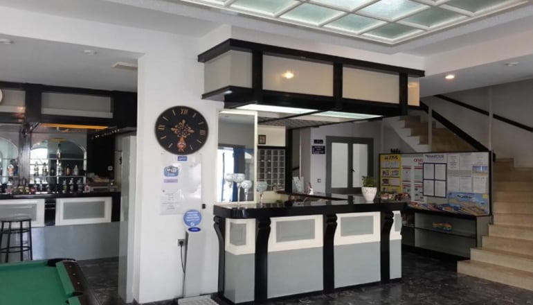Iro Hotel