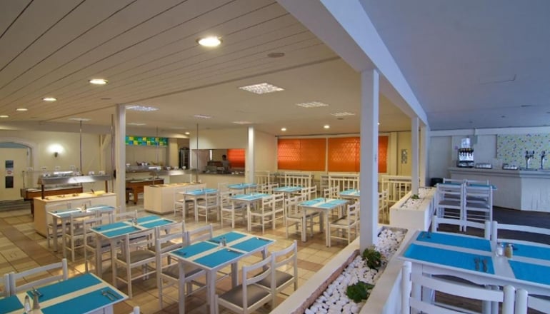 Iro Hotel